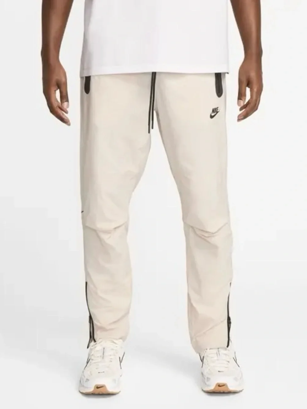NWT $125 Nike Men's Tech Woven Pants Lightweight Light Orewood Men’s Small